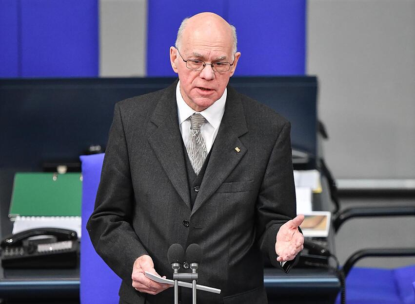 Bundestagspr&auml;sident Norbert Lammert (CDU) bei seiner Rede im Plenarsaal des Reichtags.