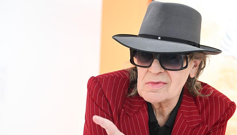 Udo Lindenberg w&uuml;rde gerne mit zwei besonderen K&uuml;nstlerinnen singen. (Archivbild)