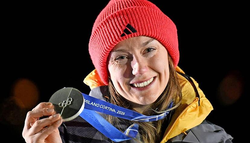 Da war die Freude noch nicht so gro&szlig;. Am Tag nach der Siegerehrung mit Silber sagte Laura Nolte: &bdquo;Mir geht es schon besser mit der Medaille als gestern. Ich bin sehr stolz auf sie.&ldquo;