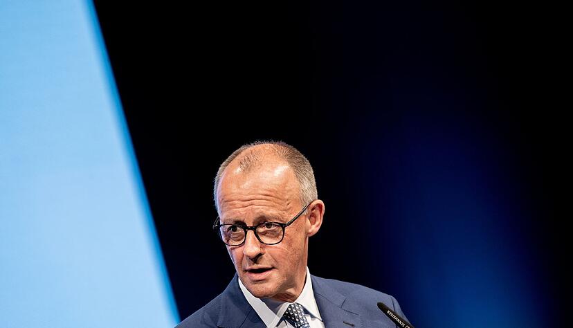 Beim Auftritt in Osnabr&uuml;ck formuliert Merz klare Erwartungen an die SPD.