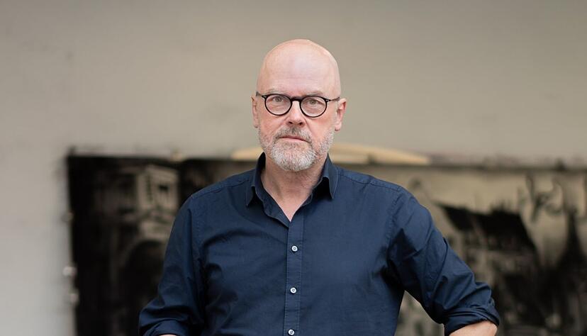 Der niederl&auml;ndische Zeichner&nbsp;Marcel van Eeden in seinem Atelier.