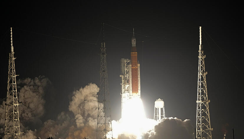 Nach monatelangen Verschiebungen ist die krisengeplagte Nasa-Mondmission &laquo;Artemis 1&raquo;&nbsp;am Mittwoch zu einem ersten Teststart aufgebrochen.