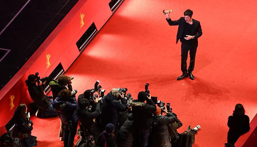 &laquo;Gelbe Briefe&raquo; handelt von einem t&uuml;rkischen Paar, das wegen seiner politischen Meinung unter Druck ger&auml;t.