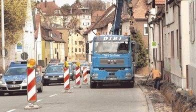 In der Frankenbacher Stra&szlig;e in Neckargartach werden zurzeit Erdkabel verlegt. Die Stromversorgung im Stadtteil wird dadurch sicherer.Foto: Ulrike Kugler