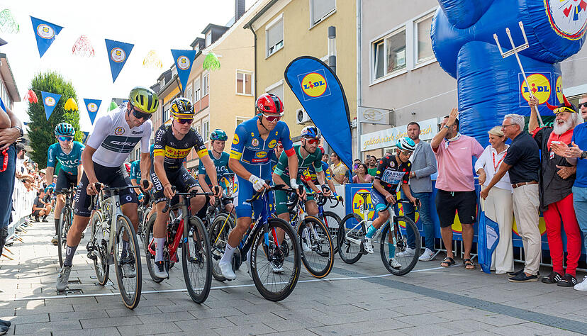 Startschuss in Heilbronn - 174,6 Kilometer bis nach Schw&auml;bisch Gm&uuml;nd stehen an.