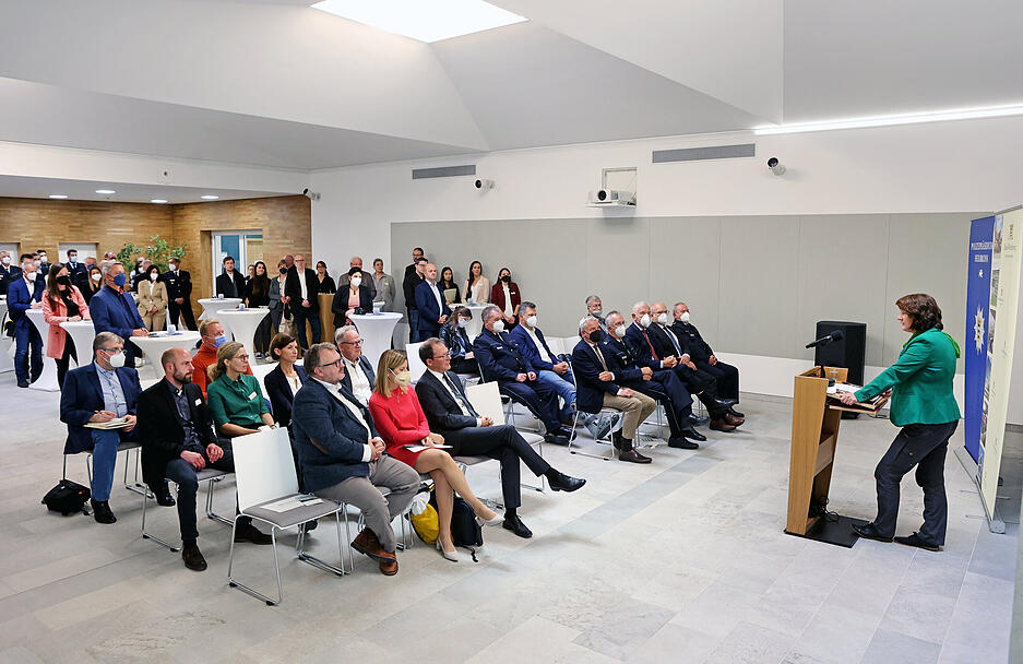 Übergabe Erweiterungsbau Polizeipräsidium Heilbronn Übergabe Erweiterungsbau Polizeipräsidium Heilbronn