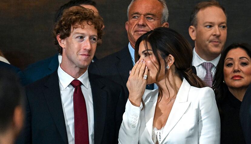 Mark Zuckerberg und Lauren Sanchez plauderten im Publikum.