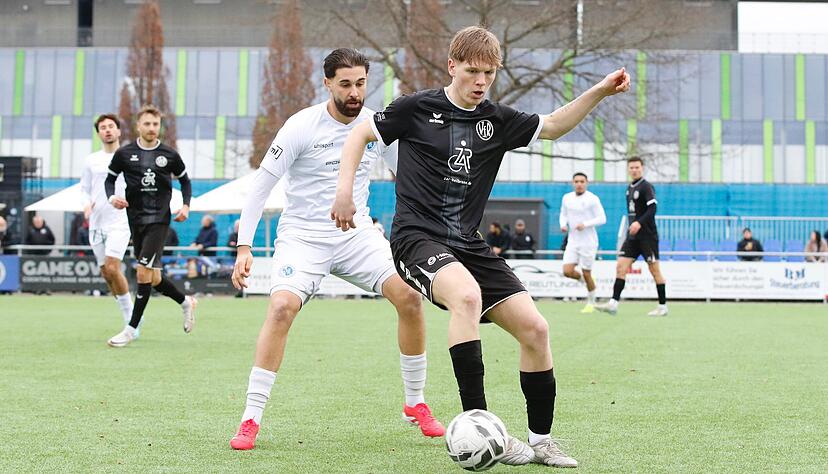 Youngster Niko Nikic und der VfR Heilbronn zahlen bei Tabellenführer Young Boys Reutlingen Lehrgeld.