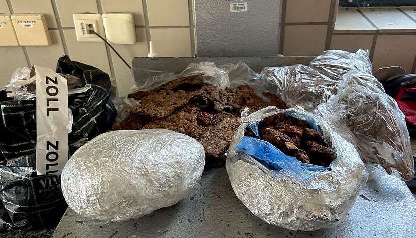 Z&ouml;llner haben an der Schweizer Grenze t&uuml;tenweise Rindfleisch aus Nigeria beschlagnahmt.