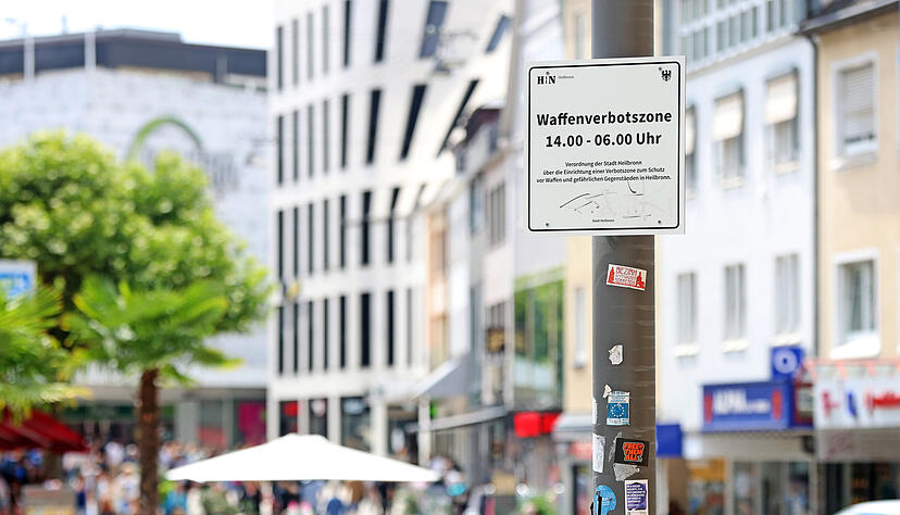 In den Waffenverbotszonen in Heilbronn gelten neue Regeln. Betroffen sind nun auch Taschenmesser.