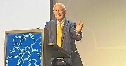 Eberhard Spies bastelt mit seinem Vorstandsteam weiterhin an der Bank der Regionen. Auf die Raiffeisenbank Hohenloher Land muss er verzichten.
Foto: J&uuml;rgen Paul