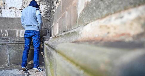 Die Gassen und Pl&auml;tze rund um die Kilianskirche am Marktplatz sind bei Wildpinklern sehr beliebt. Das l&ouml;st bei Anwohnern &Auml;rger aus.