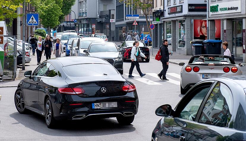 Ein fortw&auml;hrendes &Auml;rgernis: Der Durchfahrtsverkehr in der Heilbronner Gerberstra&szlig;e sorgt seit Jahren f&uuml;r Diskussionen.