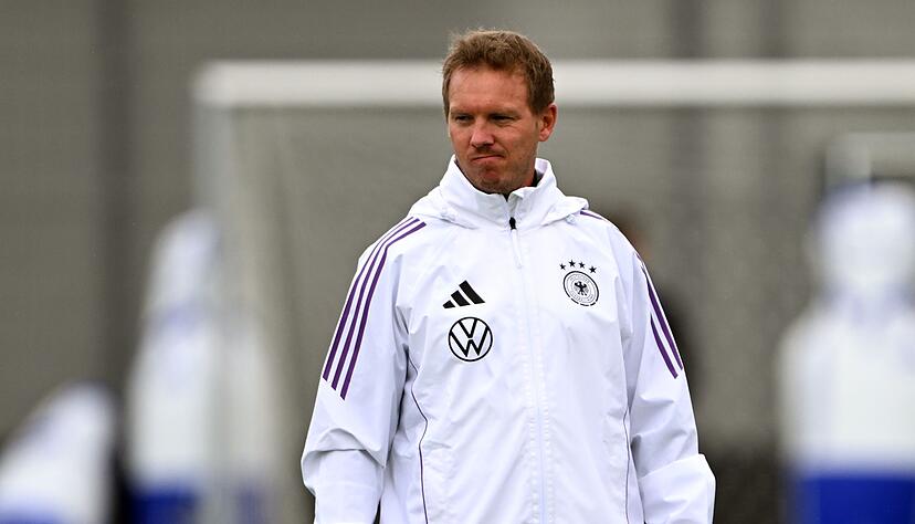 Julian Nagelsmann schaut selbst genau auf die Weltrangliste. Julian Nagelsmann schaut selbst genau auf die Weltrangliste.