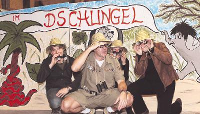 Achim Beck, Hans-Martin Popp, Hildegard Bauer und Heike Wallner vom Orgateam haben vor allem eins im Visier: jede Menge Spa&szlig; f&uuml;rs Narrenvolk.Foto: Barbara Griesinger