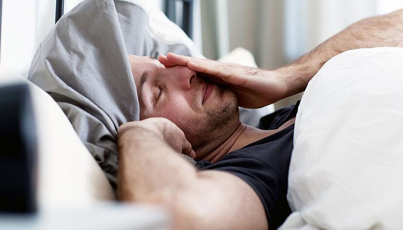 Es ist zwar hell, gut aus dem Bett kommt man aber nicht: Einige Menschen f&uuml;hlen in diesen Tagen Fr&uuml;hjahrsm&uuml;digkeit.