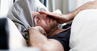 Es ist zwar hell, gut aus dem Bett kommt man aber nicht: Einige Menschen f&uuml;hlen in diesen Tagen Fr&uuml;hjahrsm&uuml;digkeit.