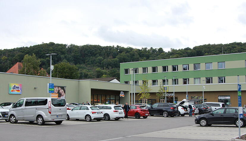 Inzwischen sind die Firmengeb&auml;ude abgerissen und haben Platz f&uuml;r Neues gemacht.