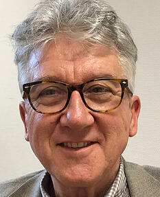 Professor Hans-Jürgen Luderer ist Psychiater und Ambulanzarzt. Professor Hans-Jürgen Luderer ist Psychiater und Ambulanzarzt.