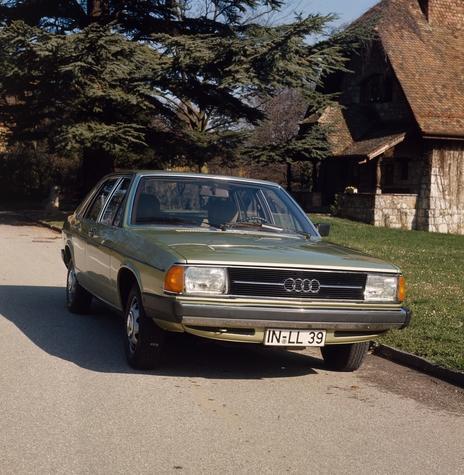 100 C2 (Typ 43) Limousine, 1976 - 1982 100 C2 (Typ 43) Limousine, 1976 - 1982