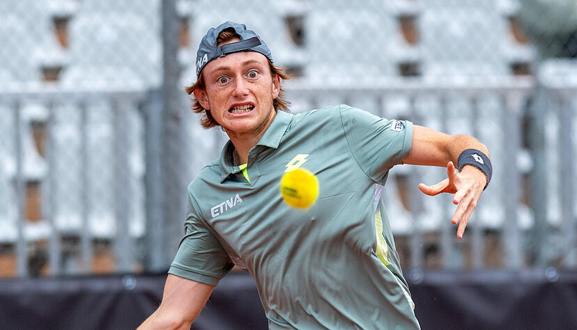 Greift nach dem 6:4, 7:6 (7:3)-Sieg im Halbfinale gegen den Argentinier Marco Trungelliti nach seinem ersten Titel auf der Challenger-Tour: Perus Nummer eins Ignacio Buse aus Lima.