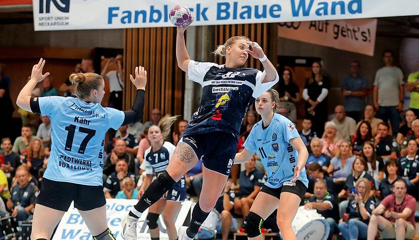 Weil bei den Spieltagsplanungen im Dezember 2023 die Ballei für diesen Samstag blockiert war, weichen die Neckarsulmer Bundesliga-Handballerinnen um Ex-Blombergerin Stefanie Kaiser ausnahmsweise auf den Sonntagnachmittag aus.