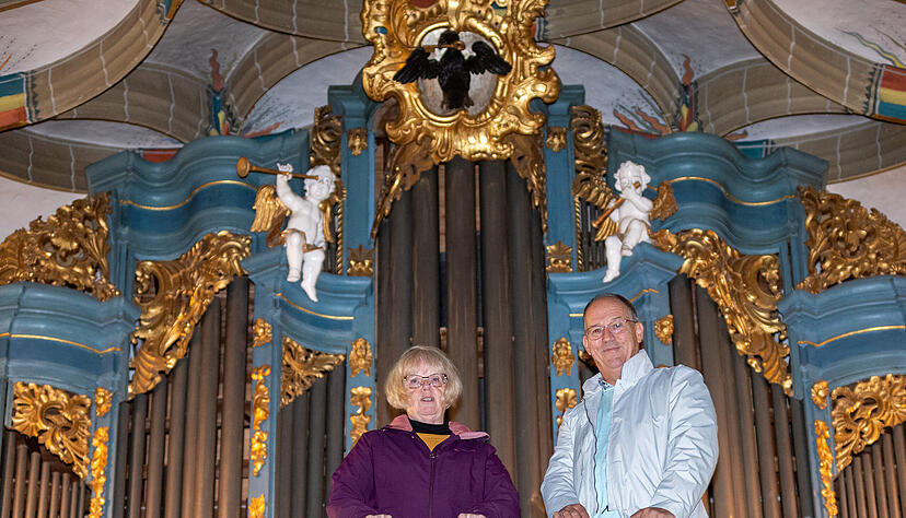 Am kommenden Wochenende steht die Johann-Adam-Ehrlich-Orgel einmal mehr im Zentrum. Renate Lüdeking-Schreiber und Uwe Krause freuen sich schon. Am kommenden Wochenende steht die Johann-Adam-Ehrlich-Orgel einmal mehr im Zentrum. Renate Lüdeking-Schreiber und Uwe Krause freuen sich schon.