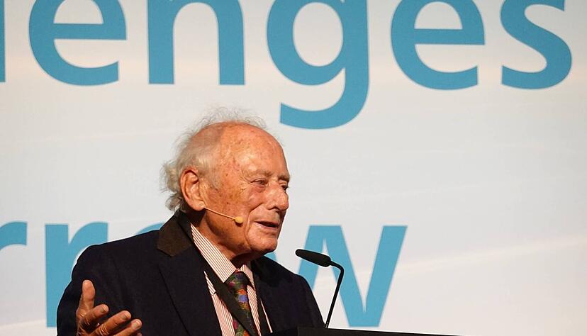 Reinhold W&uuml;rth erz&auml;hlt von seinem ersten Kontakt mit Arnold vor 78 Jahren.