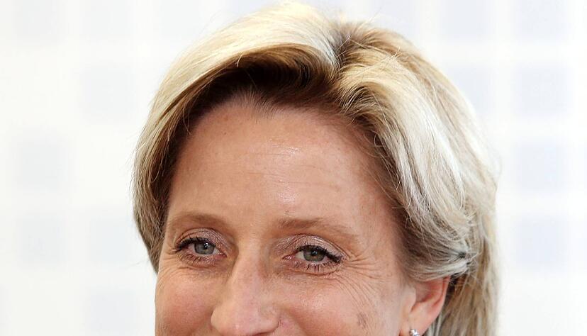 Nicole Hoffmeister-Kraut, Jahrgang 1972, stammt aus der Balinger Familie Kraut, den Eigentümern des Unternehmens Bizerba. Sie ist eine Seiteneinsteigerin in der Politik, zog 2016 erstmals in den Landtag ein – und wurde daraufhin gleich Ministerin für Wirtschaft, Arbeit und Wohnungsbau in der grün-schwarzen Landesregierung. CDU-Mitglied ist sie seit 2009. Hoffmeister-Kraut ist verheiratet, hat drei Kinder und lebt mit ihrer Familie in Balingen. Foto: Veigel