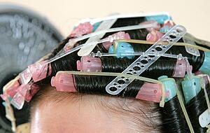 1906: Dauerwelle, erfunden von Karl Ludwig Nessler