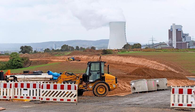 Die geplante Zufahrt zum k&uuml;nftigen Innovationspark f&uuml;r K&uuml;nstliche Intelligenz bei den B&ouml;llinger H&ouml;fen ist derzeit eine Baustelle.