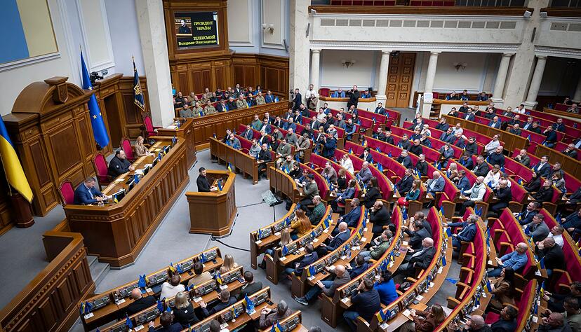 Trotz des laufenden Krieges tagt das ukrainische Parlament weiter. (Archivbild)