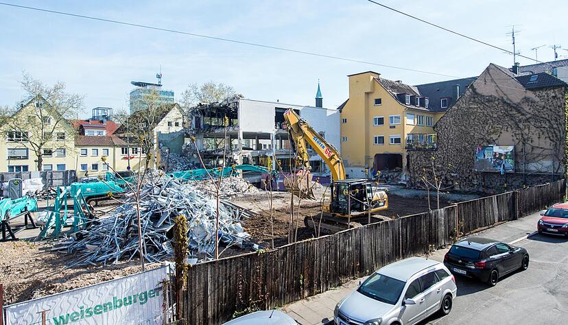 Abrissarbeiten auf dem Dinkelacker-Areal Abrissarbeiten auf dem Dinkelacker-Areal