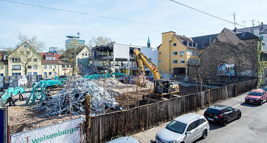 Abrissarbeiten auf dem Dinkelacker-Areal
