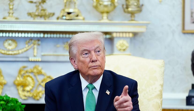 US-Präsident Trump will, dass Tanker wieder durch die Straße von Hormus fahren können. (Archivbild) US-Präsident Trump will, dass Tanker wieder durch die Straße von Hormus fahren können. (Archivbild)