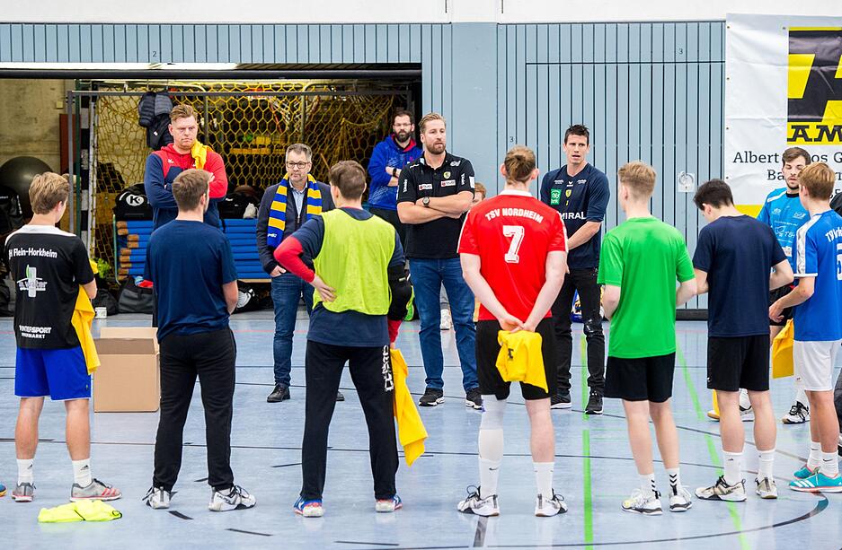 Die Vorstellungsrunde dauerte nicht lange, schnell ging es ans Training.