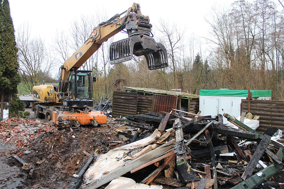 Licht-Luft-Bad wird abgerissen