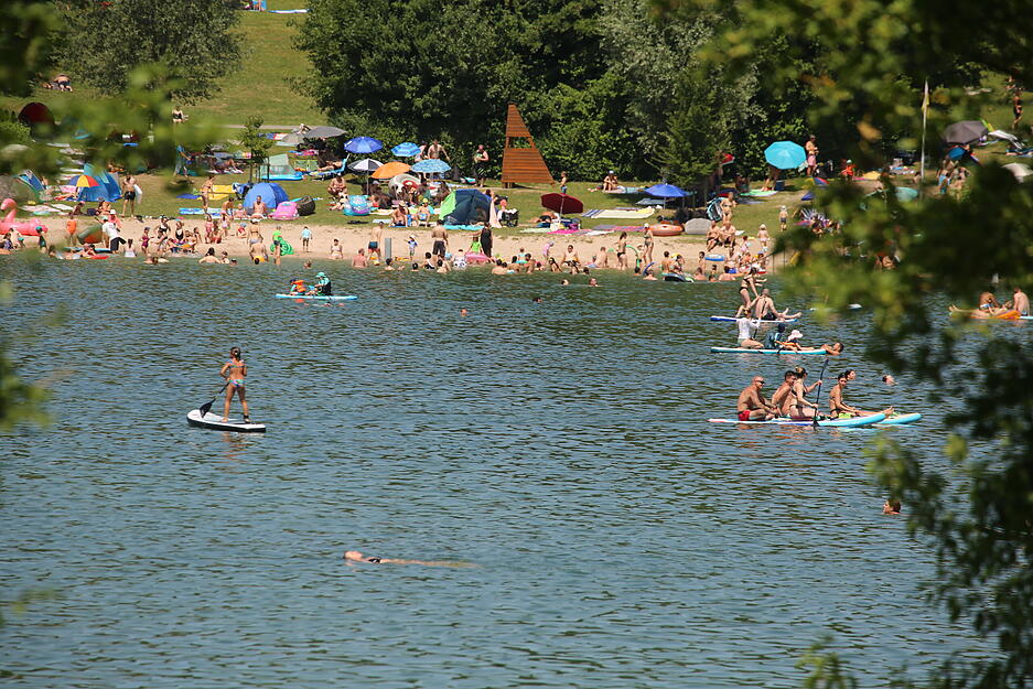 Zum Abschluss der Pfingstferien bietet das Wetter im Raum Heilbronn perfekte Bedingungen für einen Badeausflug an den Breitenauer See. Zum Abschluss der Pfingstferien bietet das Wetter im Raum Heilbronn perfekte Bedingungen für einen Badeausflug an den Breitenauer See.