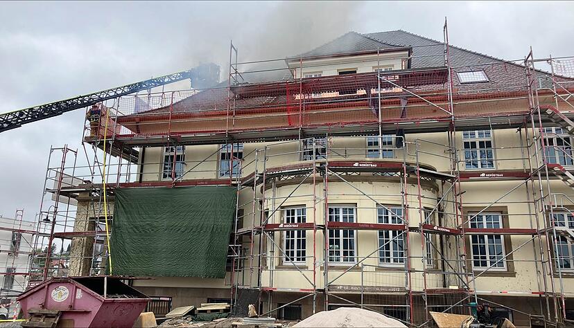 Am Donnerstag muss die Feuerwehr zu einem Brand in der Heilbronner "Villa Fuchs" ausrücken. Am Donnerstag muss die Feuerwehr zu einem Brand in der Heilbronner "Villa Fuchs" ausrücken.