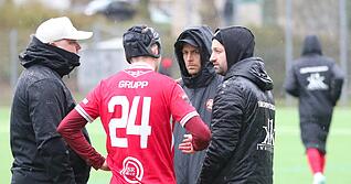 Gesprengtes Trainer-Quartett bei T&uuml;rkspor Neckarsulm (von links): Robin Neupert, Julian Grupp, Marco Sautter und Enzo Romano.