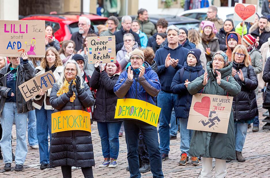 Die Demo in Bad Wimpfen ist Teil einer bundesweiten Bewegung. In den vergangenen Wochen fanden in Baden-W&uuml;rttemberg und im Landkreis Heilbronn zahlreiche Kundgebungen gegen Rechts, Hass, Diskriminierung und Rassismus statt.