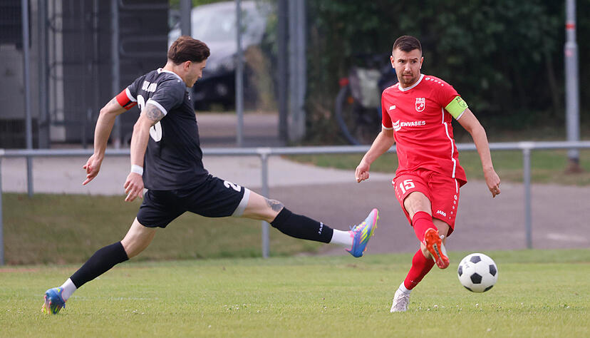 Kapitän Yannick Jankowski (rechts) hat sich früh entschieden, bei der TSG Öhringen zu bleiben. Kapitän Yannick Jankowski (rechts) hat sich früh entschieden, bei der TSG Öhringen zu bleiben.