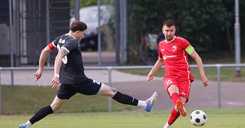 Die &Ouml;hringer Defensive um Yannick Jankowski (rechts) steht stabil. Doch im Spiel nach vorne hapert es etwas.