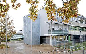 Die Sanierung oder der Neubau des Berufsschulzentrums in Böckingen kostet den Landkreis mittelfristig einen dreistelligen Millionenbetrag.Foto: Seidel