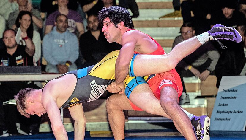 Mit dem &Uuml;berlegenheitssieg von Abdolmohammad Papi kommt die Hoffnung zur&uuml;ck. "Er hat uns gerettet", sagt Devils-Cheftrainer Adam Juretzko.