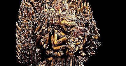 Ein Schmuckhändler in Heilbronn soll sich bei einem Immobilienkauf als Besitzer dieser wertvollen Ming-Statue ausgegeben haben. Ein Schmuckhändler in Heilbronn soll sich bei einem Immobilienkauf als Besitzer dieser wertvollen Ming-Statue ausgegeben haben.