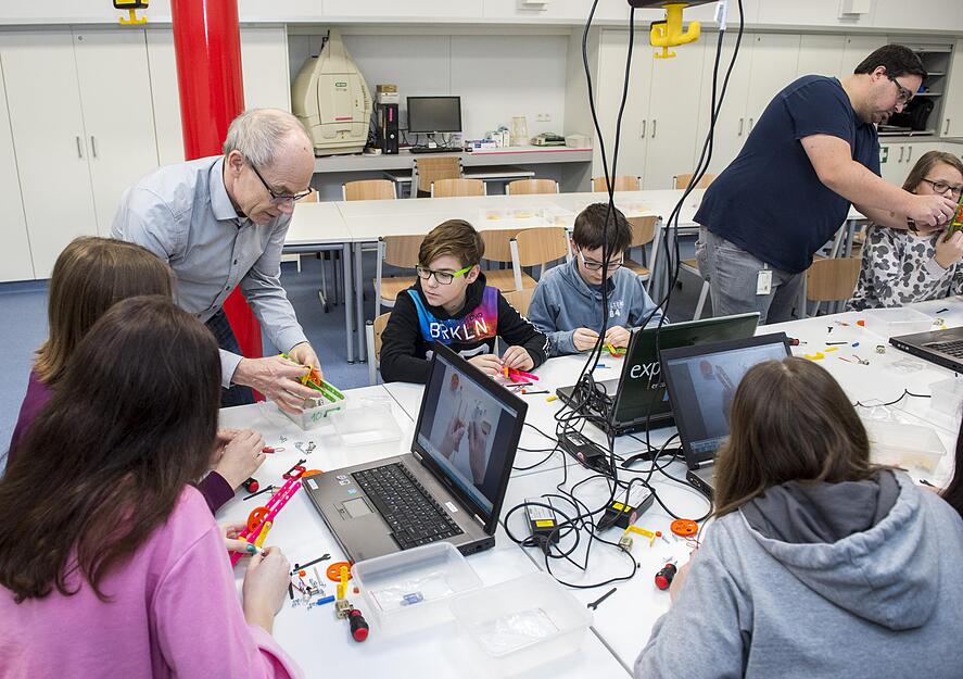 Laborschiff MS Experimenta in Heilbronn