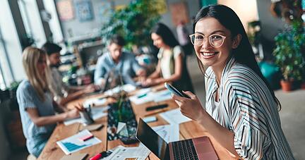 Freizeit und flexible Arbeitszeiten sind für junge Menschen wichtige Faktoren im Arbeitsleben.