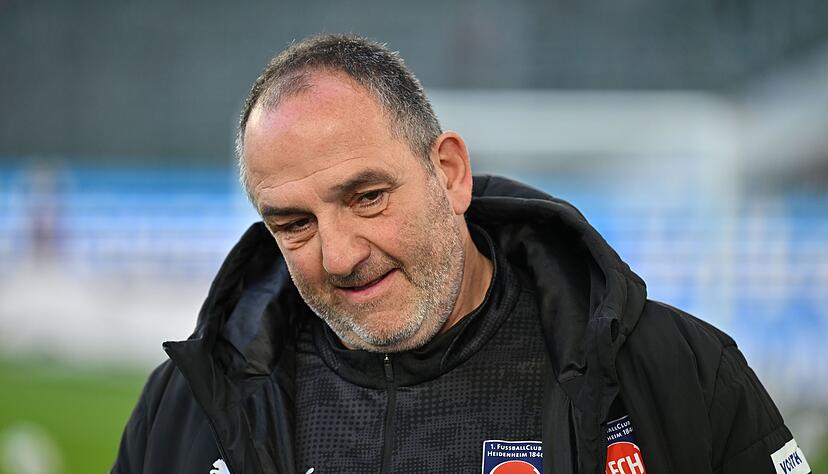 Frank Schmidt hatte Kevin M&uuml;ller zur Heidenheimer Nummer drei erkl&auml;rt - bevor der Torwart auf Leihbasis zu Schalke wechselte.