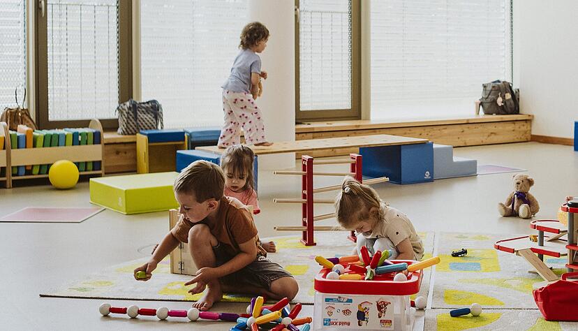 Das Haus der Familie hat viele Angebote und Spielkreise für Kinder. Das Haus der Familie hat viele Angebote und Spielkreise für Kinder.